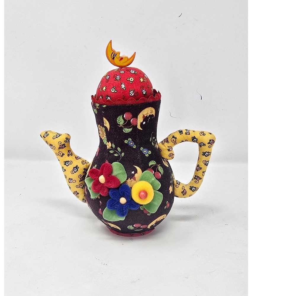 Vtg Mary Engelbreit floral teapot moon‎ pin cushiowhimsical Cottagecore